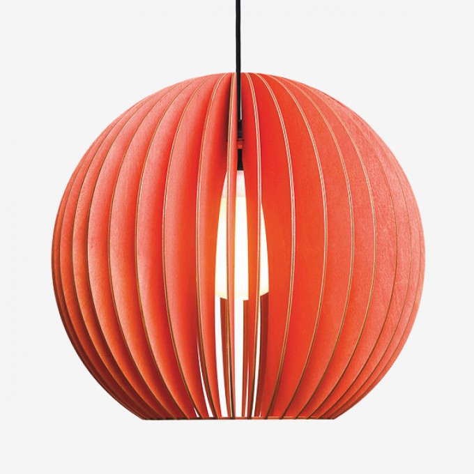AION L Pendelleuchte aus Holz (rot) AION L Pendelleuchte aus Holz (rot)