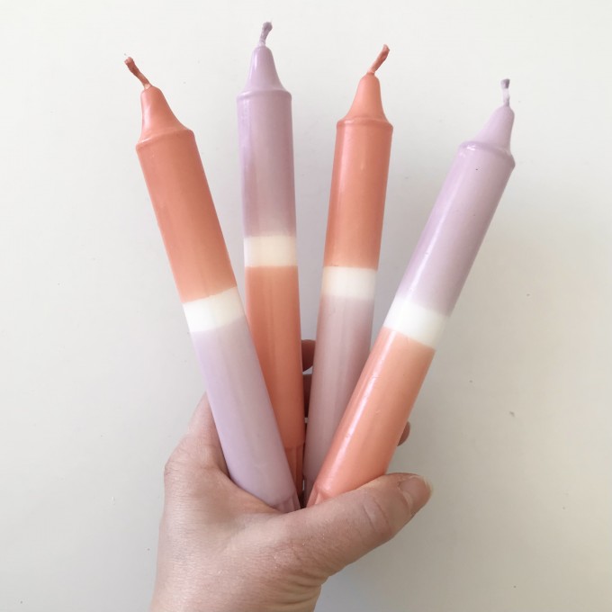 Hej Candles x Dip Dye Kerzen Koralle-Flieder (4er-Set) Hej Candles x Dip Dye Kerzen Koralle-Flieder (4er-Set)