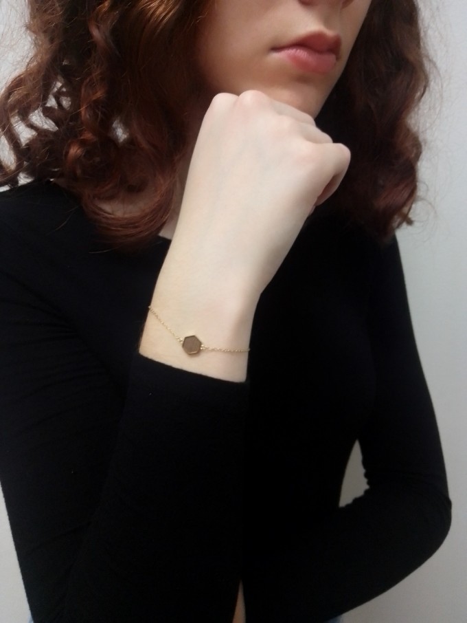 BeWooden Armband mit Holzdetail - Aurum Hexagon Bracelet BeWooden Armband mit Holzdetail - Aurum Hexagon Bracelet
