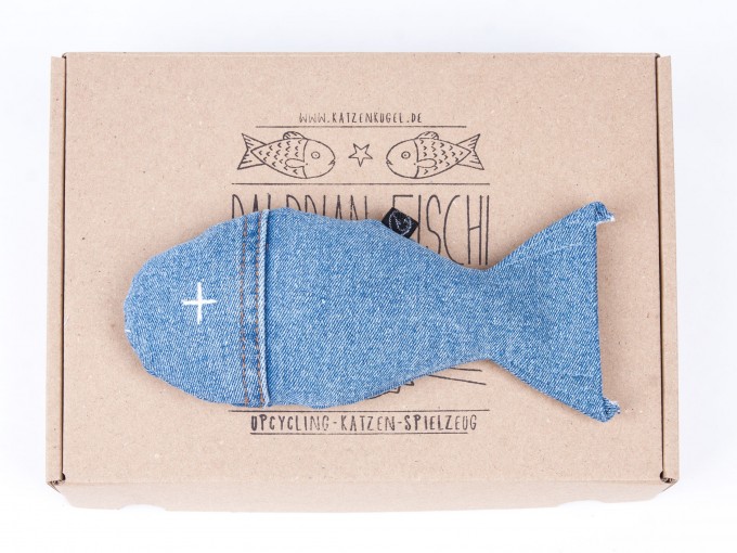 karolchicks Fisch gefüllt mit Baldrian - Upcycling Katzenspielzeug (handgefertigt) karolchicks Fisch gefüllt mit Baldrian - Upcycling Katzenspielzeug (handgefertigt)