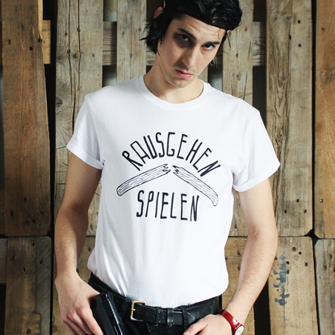 KINDERGELD ORGANIC Mens Roll Sleeve T-Shirt
"JOHANN" (RAUSGEHEN SPIELEN) KINDERGELD ORGANIC Mens Roll Sleeve T-Shirt
"JOHANN" (RAUSGEHEN SPIELEN)