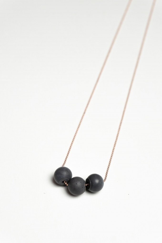 Klunkergrau Betonschmuck | 3x Kleine Perle aus Beton Klunkergrau Betonschmuck | 3x Kleine Perle aus Beton