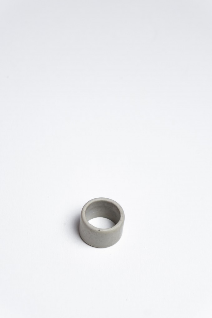 Klunkergrau Betonschmuck | Heller Ring aus Beton Klunkergrau Betonschmuck | Heller Ring aus Beton