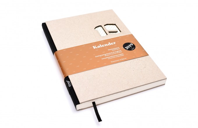 tyyp Kalender 2019 - Grau, DIN A5, Handmade tyyp Kalender 2019 - Grau, DIN A5, Handmade
