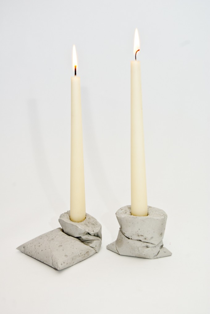 LJ LAMPS kappa, zwei Kerzenständer aus Beton LJ LAMPS kappa, zwei Kerzenständer aus Beton