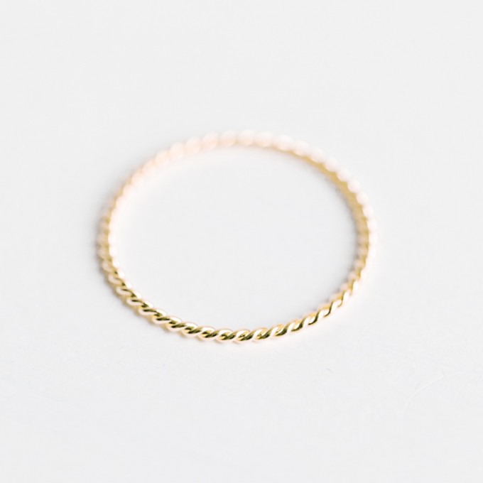 Oh Bracelet Berlin – Ring in Kordel-Optik, vergoldet inkl Box Oh Bracelet Berlin – Ring in Kordel-Optik, vergoldet inkl Box