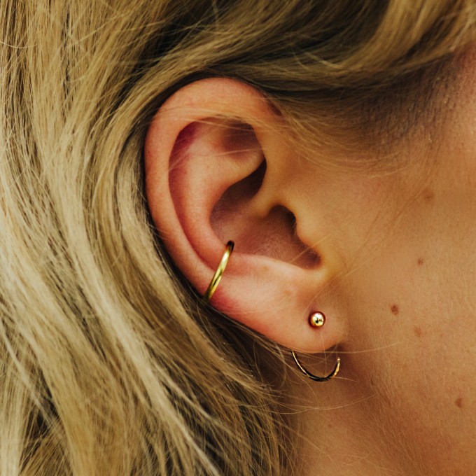 ST'ATOUR LANA BOLD – Set aus 2 Ohrmanschetten / Fakepiercing in Gold, Silber oder Roségold ST'ATOUR LANA BOLD – Set aus 2 Ohrmanschetten / Fakepiercing in Gold, Silber oder Roségold