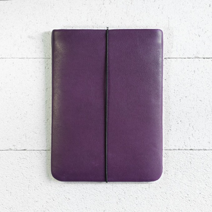 VANDEBAG - MacBook Sleeve aus violettem Leder VANDEBAG - MacBook Sleeve aus violettem Leder