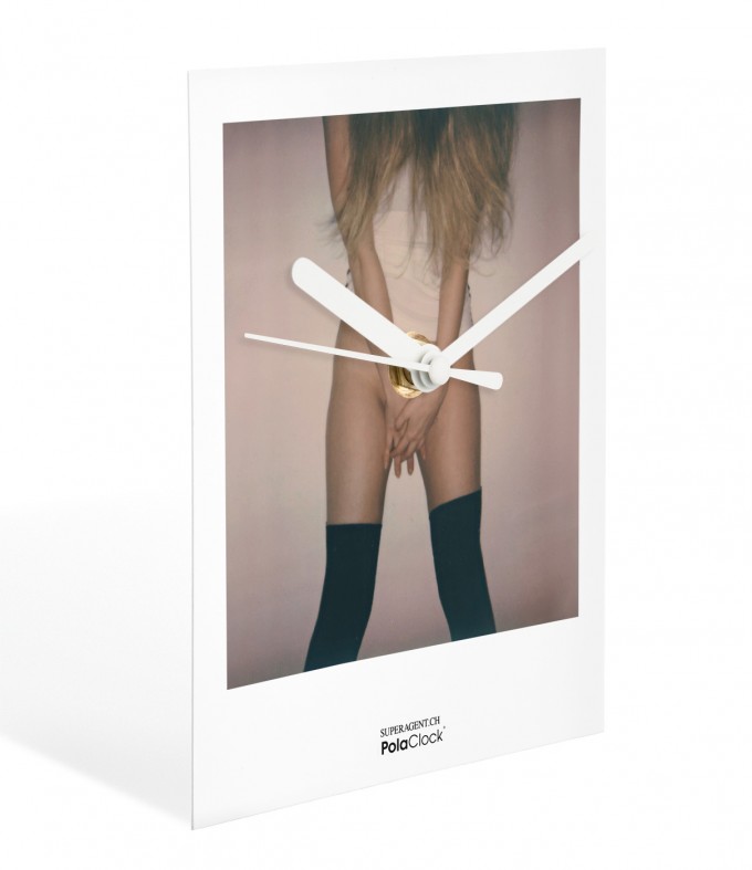 PolaClock "ANN #4" Wanduhr / Tischuhr im Polaroid-Look by Marc Schuhmann PolaClock "ANN #4" Wanduhr / Tischuhr im Polaroid-Look by Marc Schuhmann