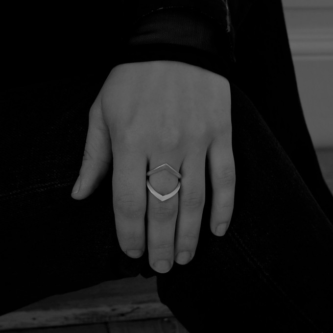 DOPPELLUDWIG – Ring "Abgeneigt" aus 925/- Silber DOPPELLUDWIG – Ring "Abgeneigt" aus 925/- Silber