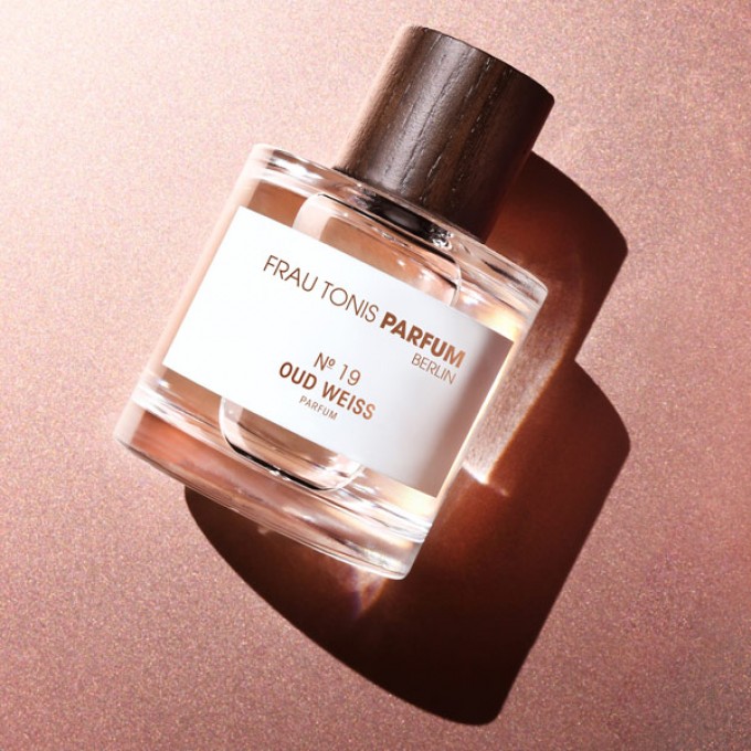 No. 19 Oud Weiss | Parfum Intense (50ml) by Frau Tonis Parfum No. 19 Oud Weiss | Parfum Intense (50ml) by Frau Tonis Parfum