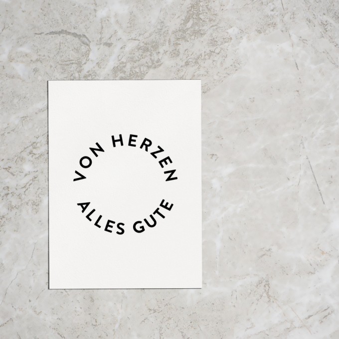 Love is the new black - Postkarte "Von Herzen alles Gute" Love is the new black - Postkarte "Von Herzen alles Gute"