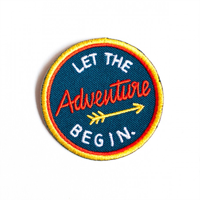 Roadtyping Patch zum Aufbügeln "Let the adventure Begin" Roadtyping Patch zum Aufbügeln "Let the adventure Begin"