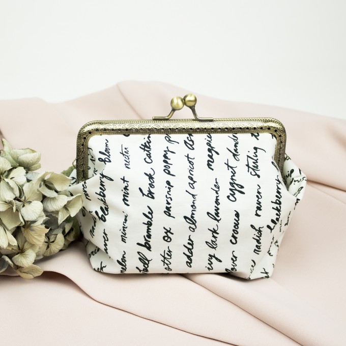 nathys_illustration Schminktäschchen "Poeme" 15x12x8 Unikat