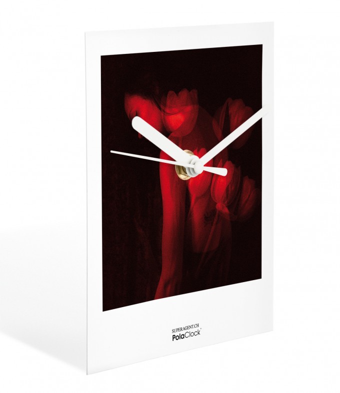 PolaClock "POS-NEG" Wanduhr / Tischuhr im Polaroid-Look by Loreen Hinz PolaClock "POS-NEG" Wanduhr / Tischuhr im Polaroid-Look by Loreen Hinz