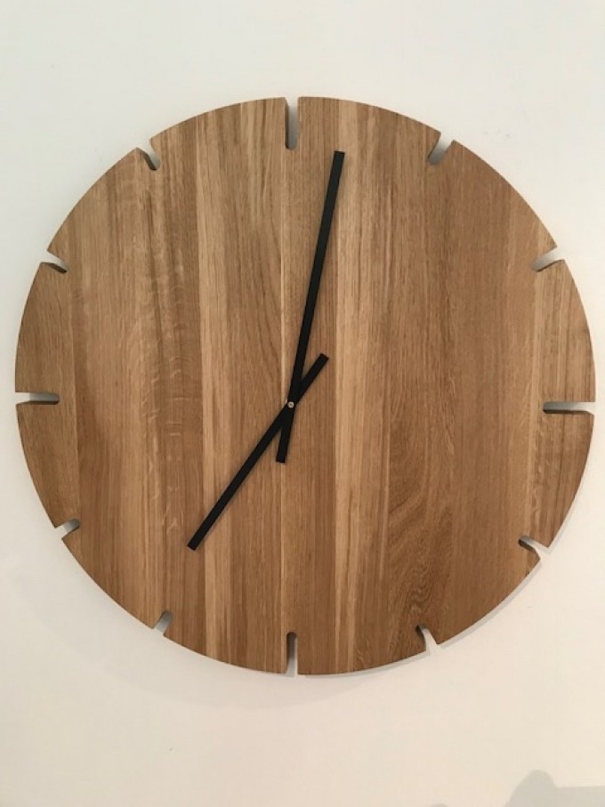 REKORD Wanduhr Eiche massiv 60 cm Industrie Design REKORD Wanduhr Eiche massiv 60 cm Industrie Design