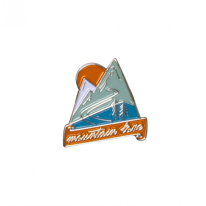 Roadtyping Emaille Pin Mountain Love