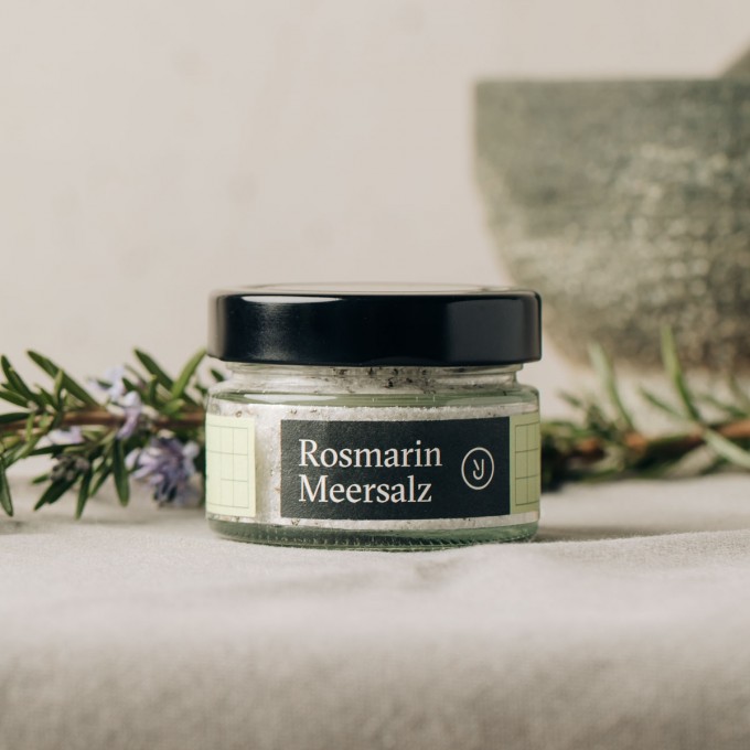 Essen für uns - Rosmarin Meersalz (100g) Essen für uns - Rosmarin Meersalz (100g)