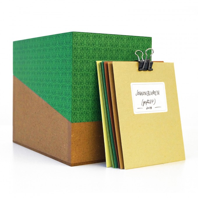 sperlingB – Samentüten-Box, dunkelgrün, Sammelbox mit Samentüten, Geschenk für Gärtner sperlingB – Samentüten-Box, dunkelgrün, Sammelbox mit Samentüten, Geschenk für Gärtner