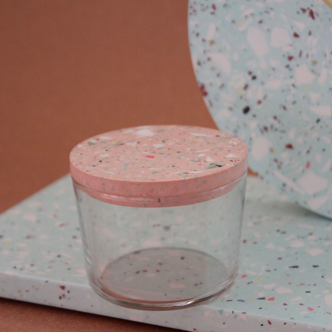 objet vague / Salzdose mit Terrazzo Deckel / Skin objet vague / Salzdose mit Terrazzo Deckel / Skin