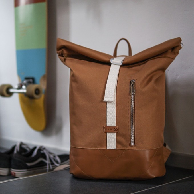 MULINU – Erweiterterbarer Rucksack UNIQUE ALBERT 2 Zimt Cognac Leder MULINU – Erweiterterbarer Rucksack UNIQUE ALBERT 2 Zimt Cognac Leder