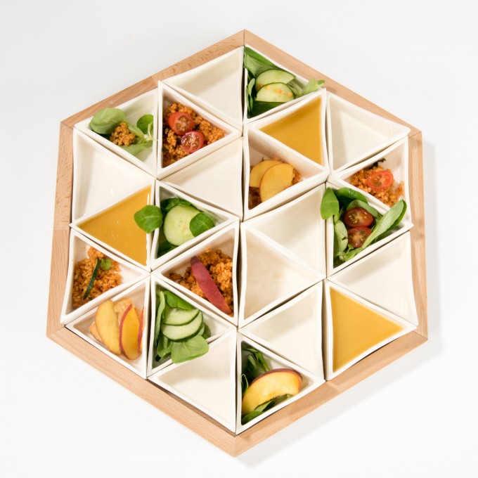 Lena Beigel design - Supertaster Schalensystem für Tapas (24 Porzellanschalen) Lena Beigel design - Supertaster Schalensystem für Tapas (24 Porzellanschalen)