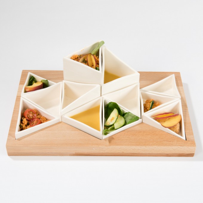 Lena Beigel design - Supertaster Schalensystem für Tapas (12 Porzellanschalen) Lena Beigel design - Supertaster Schalensystem für Tapas (12 Porzellanschalen)