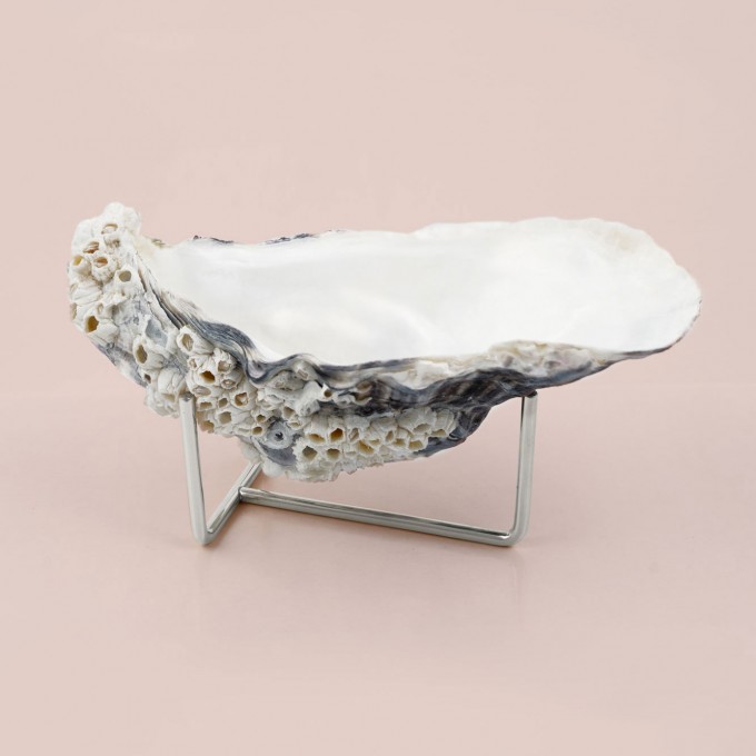 related by objects - pearly tray No.1 - Messing weiß rhodiniert related by objects - pearly tray No.1 - Messing weiß rhodiniert