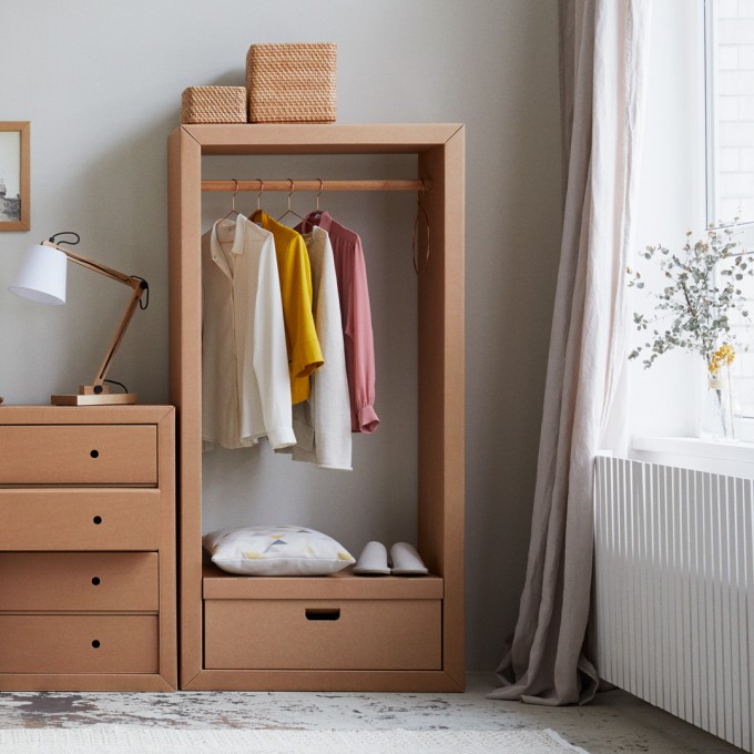 STANGE DESIGN Garderobe ADAM RIESE mit Kiste STANGE DESIGN Garderobe ADAM RIESE mit Kiste