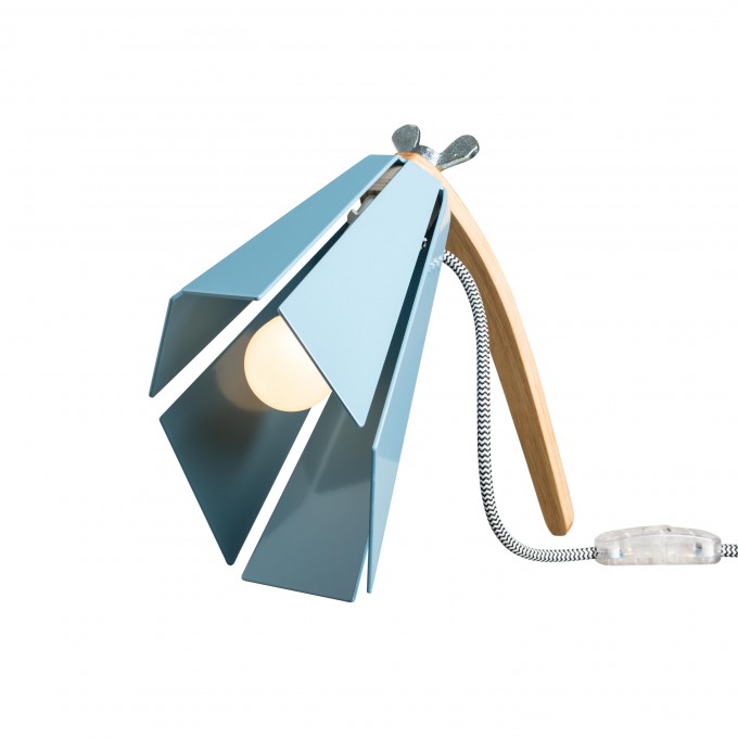 Lichtliebe – Tischleuchte Beacon pastellblau Lichtliebe – Tischleuchte Beacon pastellblau
