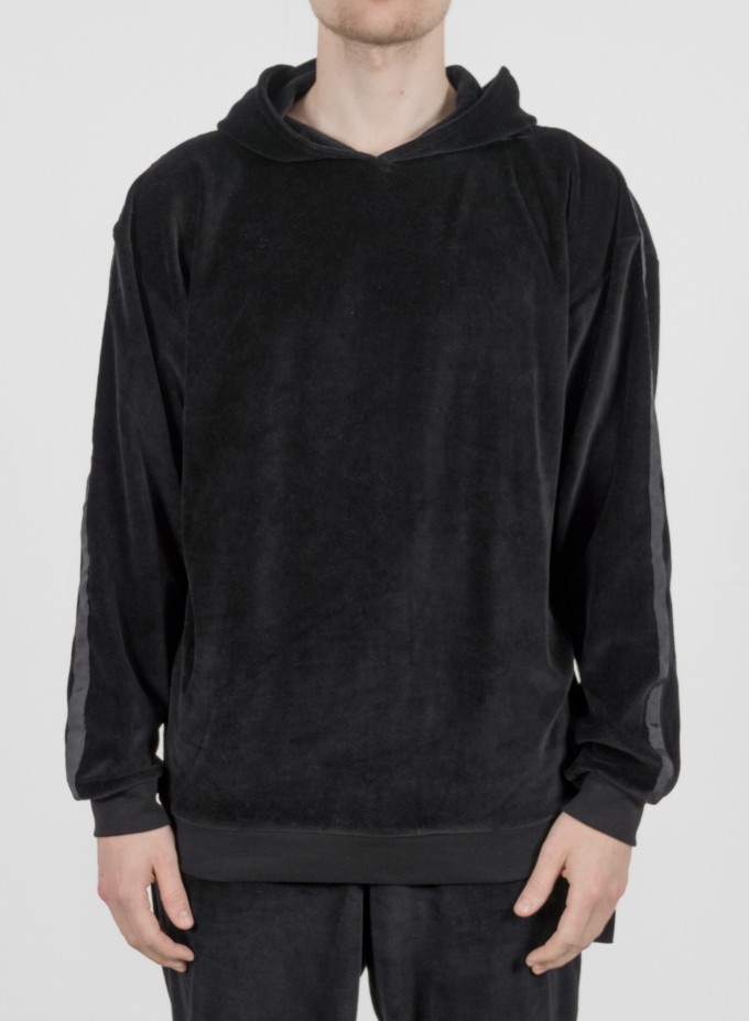 TRINITAS World Hooded Crewneck Black TRINITAS World Hooded Crewneck Black