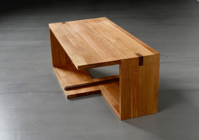 Tidyboy der Tokyo Tree Couchtisch
Tidyboy der Tokyo Tree Couchtisch
