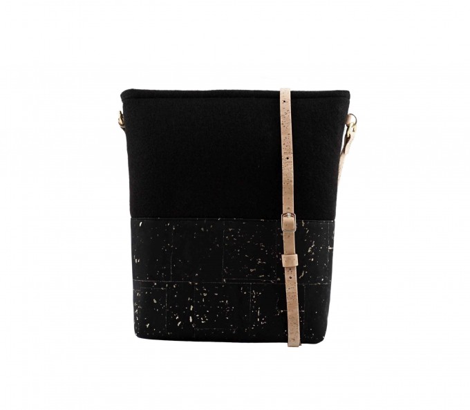 UlStO – PECTINA Handtasche Schwarz Gold Kork vegan UlStO – PECTINA Handtasche Schwarz Gold Kork vegan