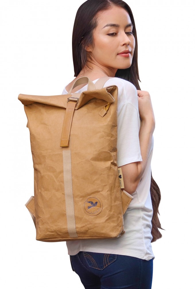 PAPERO ® Rucksack - Cougar - aus Kraft Papier, robust, wasserfest, | Unisex, ultraminimalistisch, veganes Leder, Urban Style, rolltop, nachhaltig, recycelbar mit FSC Siegel PAPERO ® Rucksack - Cougar - aus Kraft Papier, robust, wasserfest, | Unisex, ultraminimalistisch, veganes Leder, Urban Style, rolltop, nachhaltig, recycelbar mit FSC Siegel