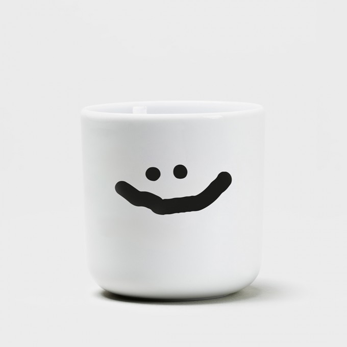 BIPOLAR Becher - yahya studio, johanna schwarzer BIPOLAR Becher - yahya studio, johanna schwarzer
