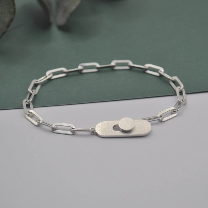 Armband "Geknöpft" aus Silber von Doppelludwig