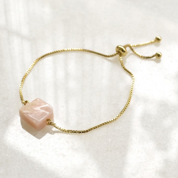 Gudbling // Pinkopal Armband aus vergoldetem Messing Gudbling // Pinkopal Armband aus vergoldetem Messing