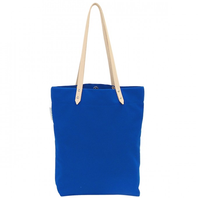 alvaGold Luna Recyclingtasche aus wiederverwendetem Markisentuch/Leder (hellblau) alvaGold Luna Recyclingtasche aus wiederverwendetem Markisentuch/Leder (hellblau)