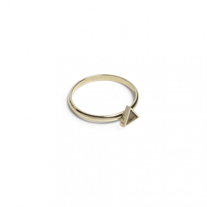 BeWooden Ring mit Holzdetail - Aurum Triangle Ring
BeWooden Ring mit Holzdetail - Aurum Triangle Ring