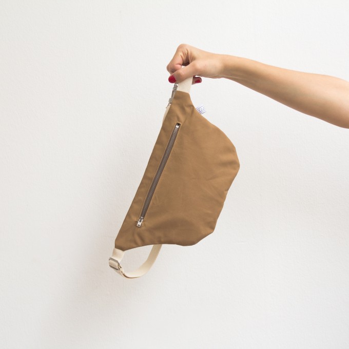ZACAMO – Bauchtasche • Ubangi • brown • ZACAMO – Bauchtasche • Ubangi • brown •