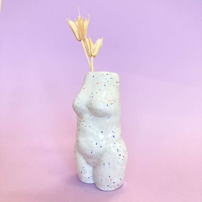 Figurvase "Gigi" - Du bist genug! | STUDIO KUQU Figurvase "Gigi" - Du bist genug! | STUDIO KUQU