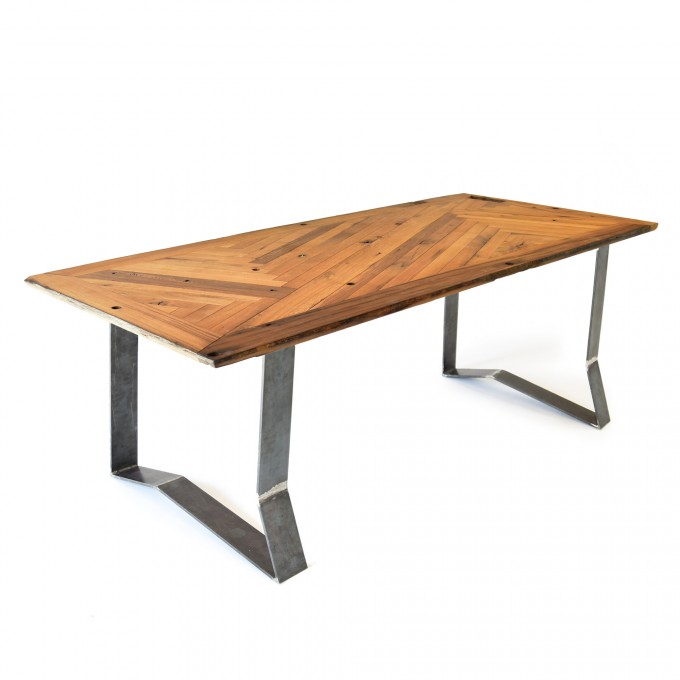 reditum // Tisch mit magnetischen Beinen // lignaro. Eiche Fischgrät 2 reditum // Tisch mit magnetischen Beinen // lignaro. Eiche Fischgrät 2