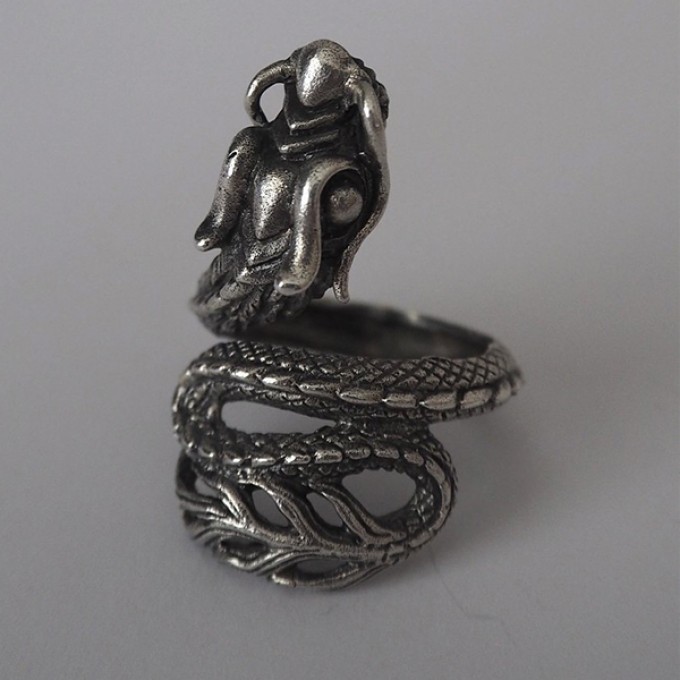 Fünf Dragon Ring Naga Fünf Dragon Ring Naga