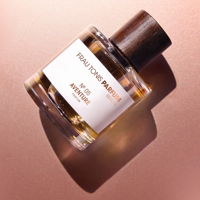 No. 05 Aventure | Parfum Intense (50ml) by Frau Tonis Parfum No. 05 Aventure | Parfum Intense (50ml) by Frau Tonis Parfum