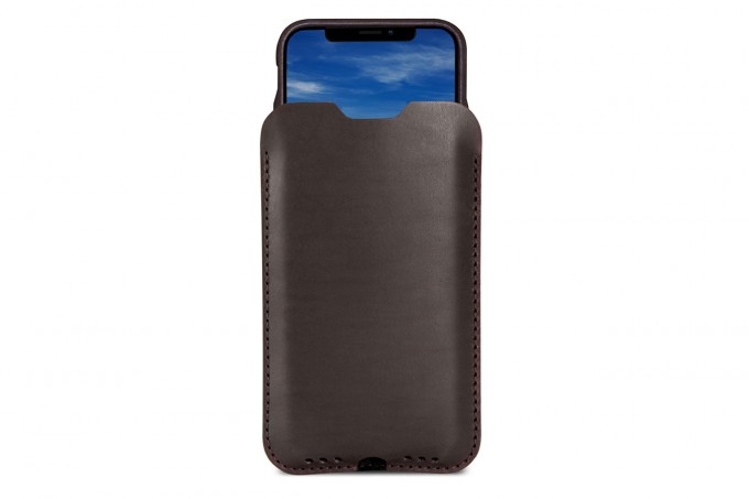 Pack & Smooch Kingston - iPhone 11 Pro Max / XS Max Hülle aus pflanzlich gegerbtem Leder mit 100% Merino Wollfilz innen kaschiert. Breite Version! Pack & Smooch Kingston - iPhone 11 Pro Max / XS Max Hülle aus pflanzlich gegerbtem Leder mit 100% Merino Wollfilz innen kaschiert. Breite Version!