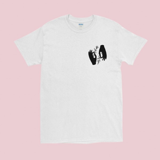 Notietzblock Tshirt "Floral Hands" Blumen Hände Print Notietzblock Tshirt "Floral Hands" Blumen Hände Print