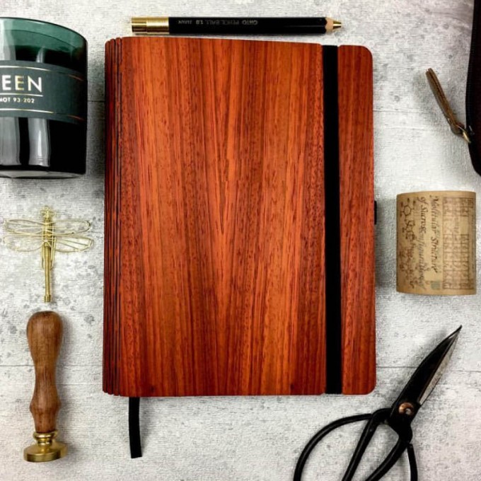 JUNGHOLZ Design Notizbuch, WoodBook, Padouk JUNGHOLZ Design Notizbuch, WoodBook, Padouk