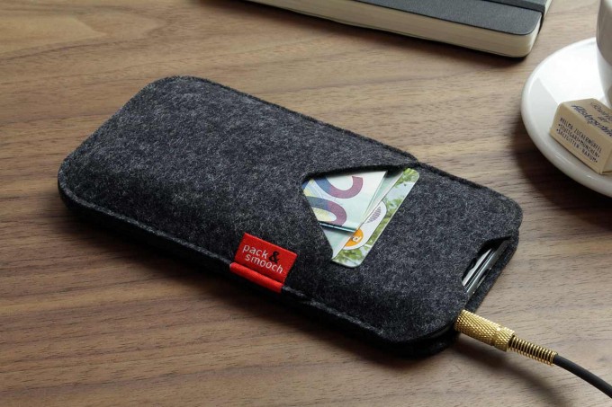 iPhone SE (2020) / 8 / 7 / 6s (4,7") Hülle SHETLAND - 100% Merino Wollfilz iPhone SE (2020) / 8 / 7 / 6s (4,7") Hülle SHETLAND - 100% Merino Wollfilz
