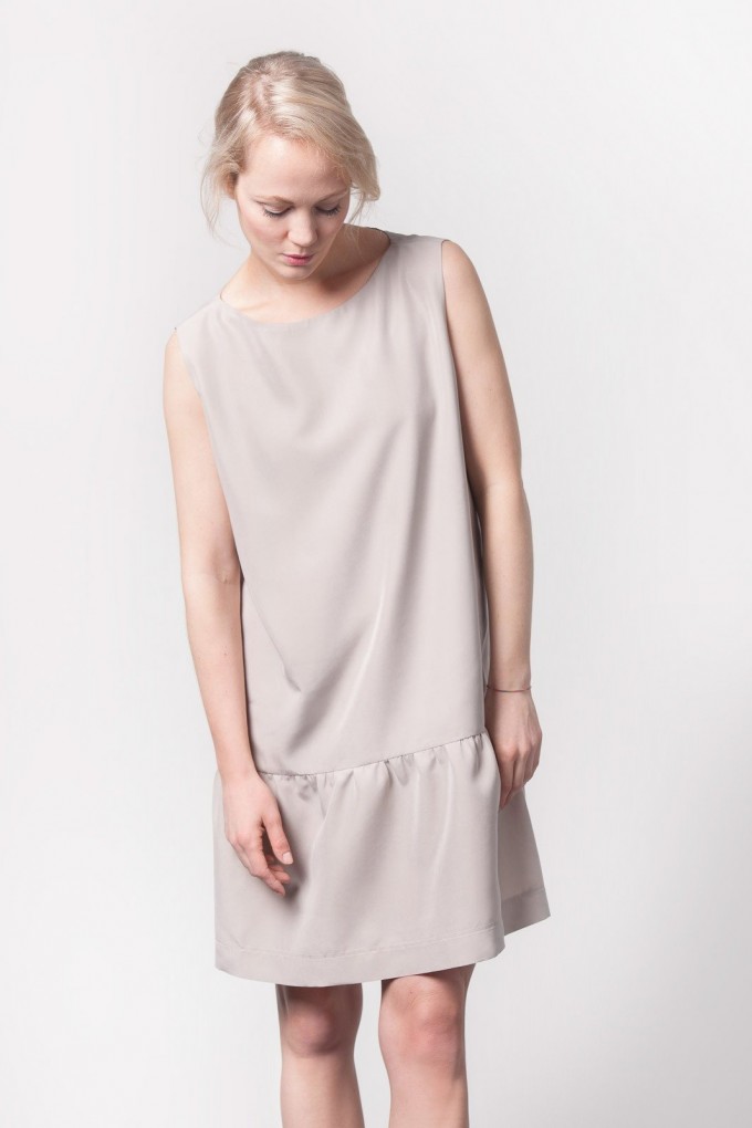 Johanna Junker // Trägerkleid mit Hüftnaht - nude (onesize) Johanna Junker // Trägerkleid mit Hüftnaht - nude (onesize)