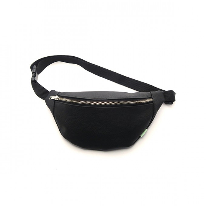 FINSTER hipbag (looks like-) leather FINSTER hipbag (looks like-) leather